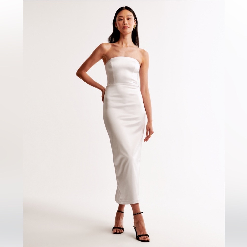 Abercrombie & Fitch Strapless Satin Sculpt Maxi Dress